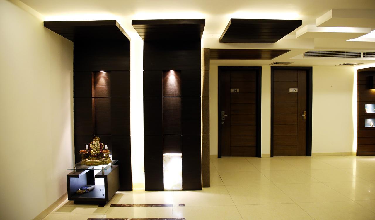 Fabhotel Oasis Dlf Phase 3 คูร์เคาน์ ภายนอก รูปภาพ