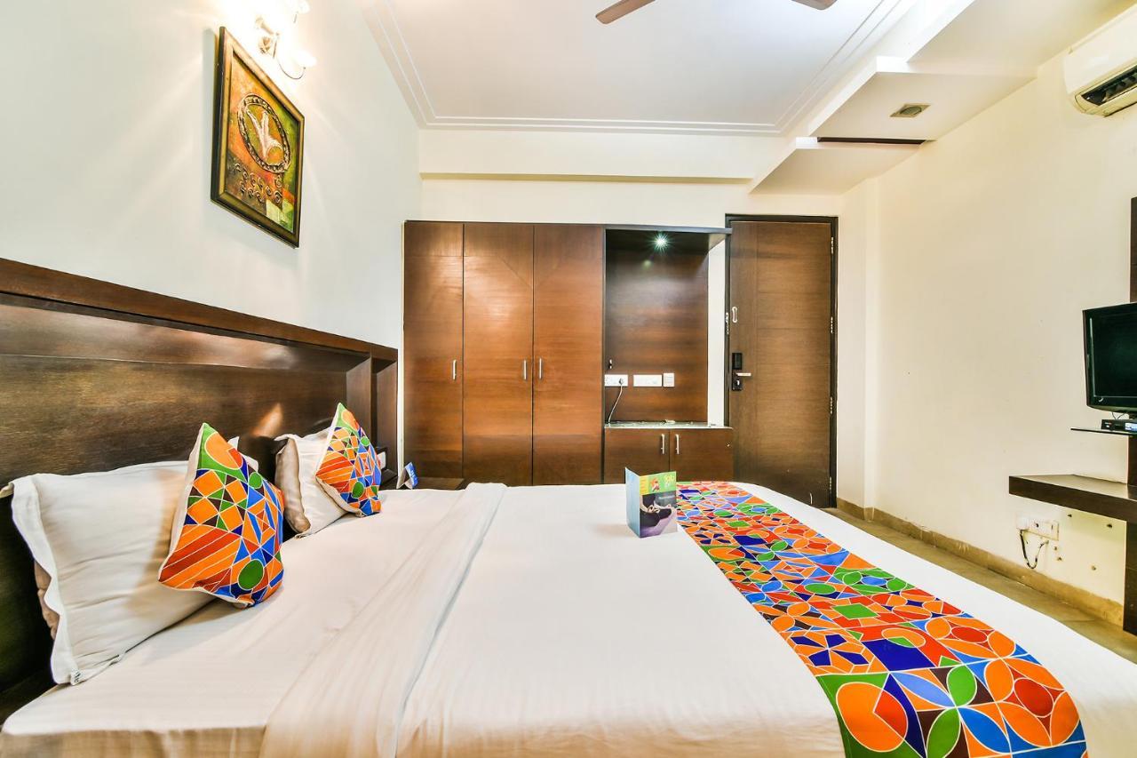 Fabhotel Oasis Dlf Phase 3 คูร์เคาน์ ภายนอก รูปภาพ